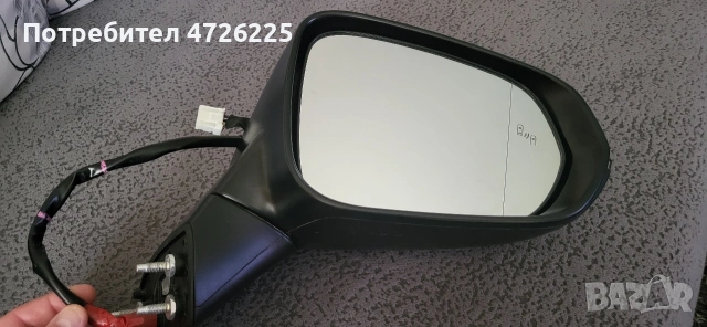 дясно огледало за Lexus RX, снимка 2 - Части - 53673509