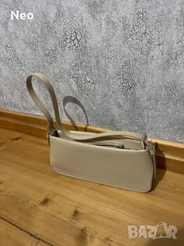 Оригинална дамска чанта By Far, снимка 3 - Чанти - 53948641