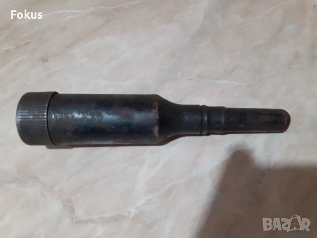 Стара военна метална гресьорка за мотор - такаламит