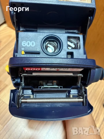 Фотоапарат Polaroid 600 + подарък 8 бр. снимки , снимка 3 - Фотоапарати - 51079169