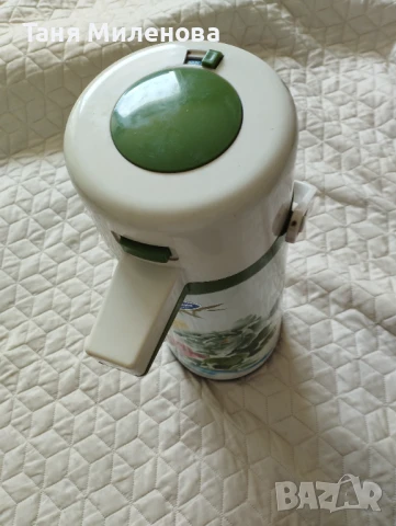 Термос -много добре подържа топлина и  студено, снимка 10 - Термоси - 51040762