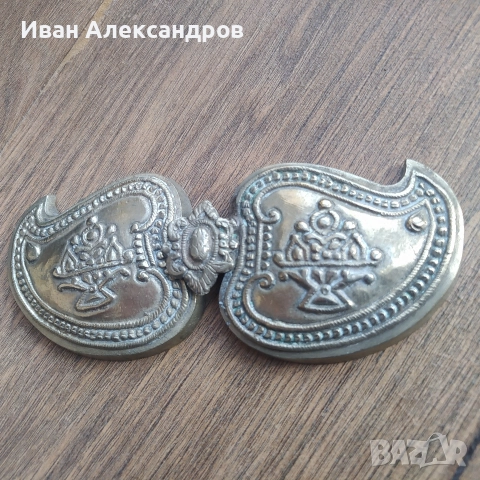 Посребрени тракийски пафти , снимка 2 - Антикварни и старинни предмети - 52845907