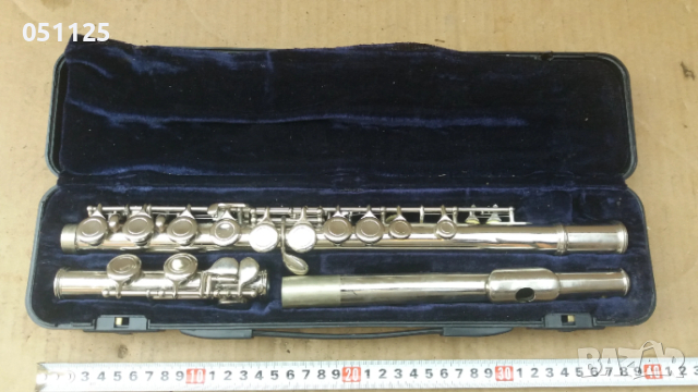 флейта - отлична в кутия 