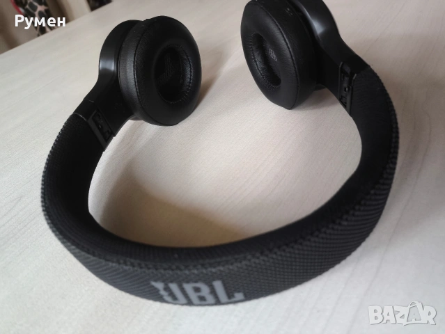 Безжични bluetooth слушалки JBL LIVE 400BT