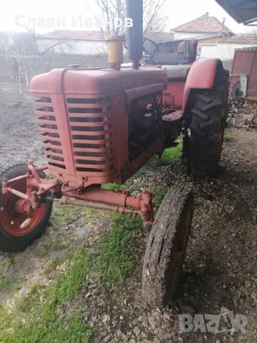 Трактор Беларус с плуг, снимка 1
