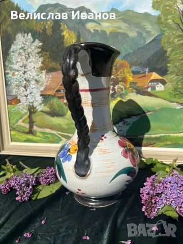 Керамична ваза от Италия с ръчно рисувани цветя. Отлично състояние., снимка 2 - Вази - 49972919