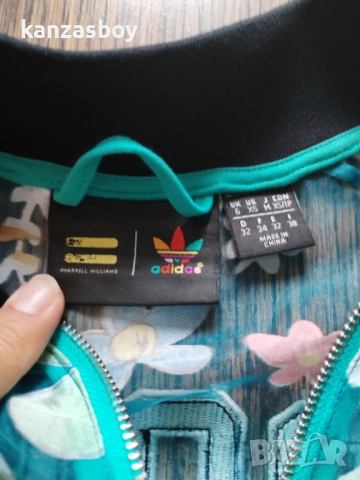 adidas(WMNS) x Pharrell Jacket 'Flower Blue' - дизайнерско дамско яке ХС, снимка 10 - Якета - 51683782
