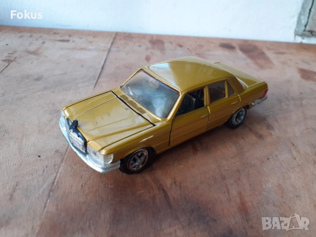 Стара метална колекционерска количка Mercedes SE 350