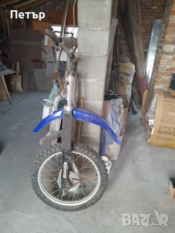 Продавам  предница от Чз-250 крос , снимка 2 - Мотоциклети и мототехника - 53047444