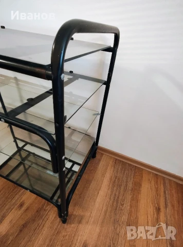 Етажерка стъкло/метал, снимка 3 - Етажерки - 51387264