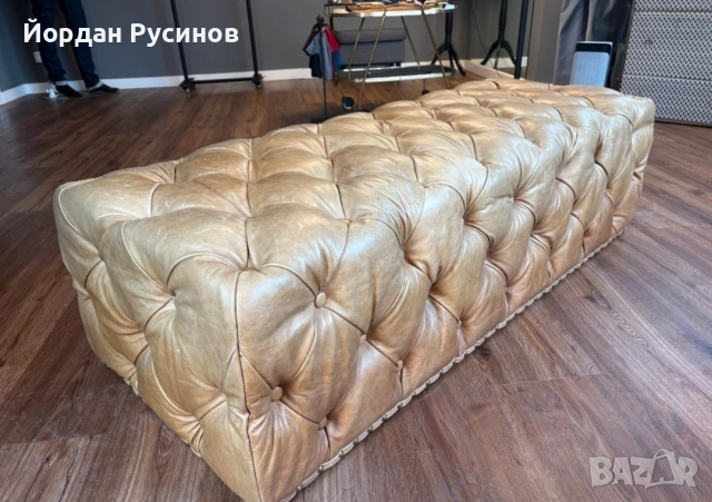 Оригинален Chesterfield кожен диван + табуретка - маса – 4 местен, снимка 4 - Дивани и мека мебел - 53479574
