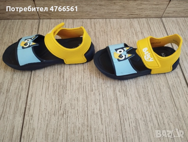 Сандали Bluey, снимка 2 - Детски сандали и чехли - 53848572