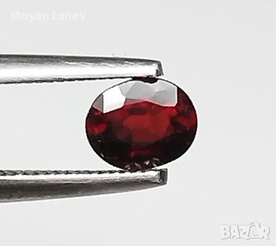 Рядък ненагряван кърваво червен рубин с VS чистота - 0.48кт.! Сертифициран! Нов!
