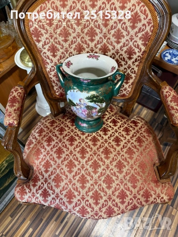 голяма стара японска ваза