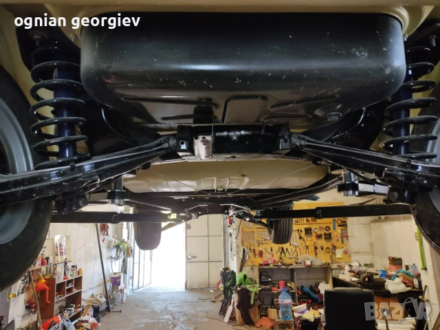 Продавам Вартбург 353 от 1970 година модел с пълна реставрация., снимка 8 - Автомобили и джипове - 53750263