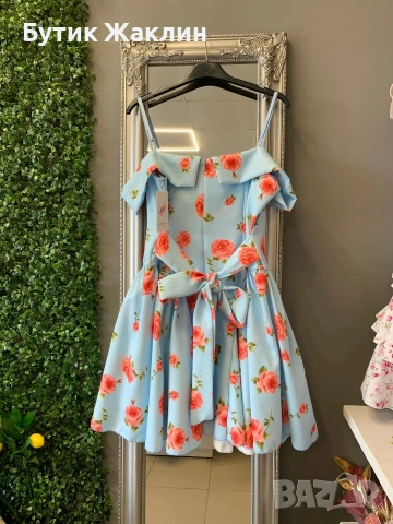 Кокетна разкроена рокля с панделка на гърба , снимка 3 - Рокли - 53885428