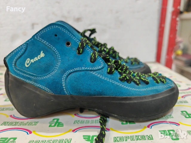 Обувки за катерене Crack 40 номер, снимка 2 - Спортна екипировка - 53335980