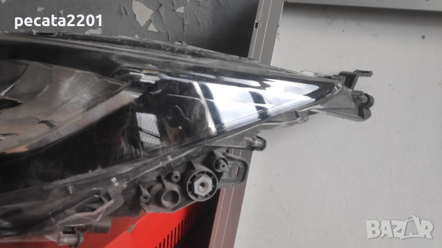 Продавам - оригинален ляв Лед фар за Тойота Корола 2020 г с лека забележк, снимка 5 - Части - 51869404