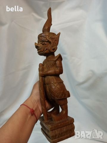 Дървена фигура ретро, тайландски храмов пазач, резбована фигура от тиково дърво 
