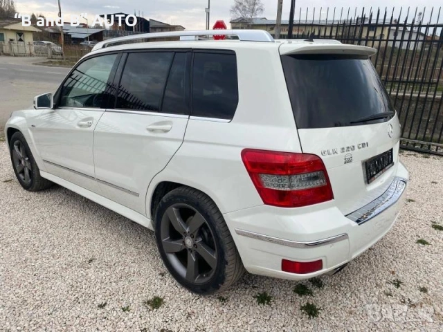 Mercedes-Benz GLK 2.2 Дизел, 2012 г.,4х4, Кожа, Навигация, снимка 8 - Автомобили и джипове - 53052661