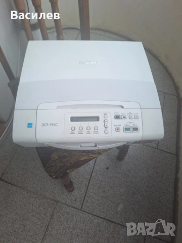 Продавам мастиленоструен 3 в 1 Brother