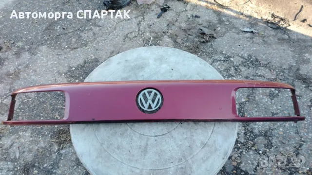 Решетка за Volkswagen Passat Sedan B3, B4 (02.1988 - 12.1997), седан, снимка 1 - Части - 48224675