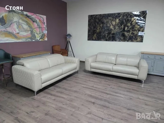 ПРОМОЦИЯ!!! Комплект кремави кожени дивани две тройки