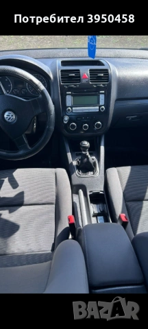 VW Golf V 1.9 TDİ 105🐎 6 степенна топ състояние обслужен , снимка 2 - Автомобили и джипове - 54150051