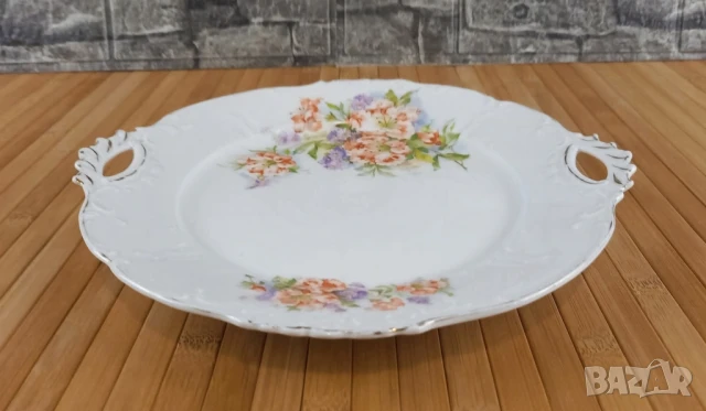 Порцеланово плато с дръжки и флорален декор - Sorau, снимка 2 - Чинии - 51340212