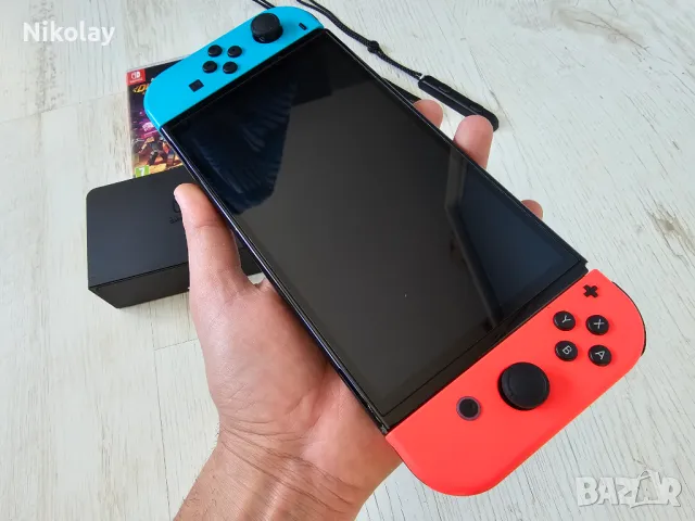 Nintendo Switch OLED - 128GB + 2 игри, снимка 5 - Nintendo конзоли - 48104299