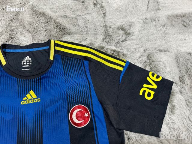 Оригинална тениска Adidas x Fenerbahce, Рязмер М, снимка 3 - Тениски - 46698861