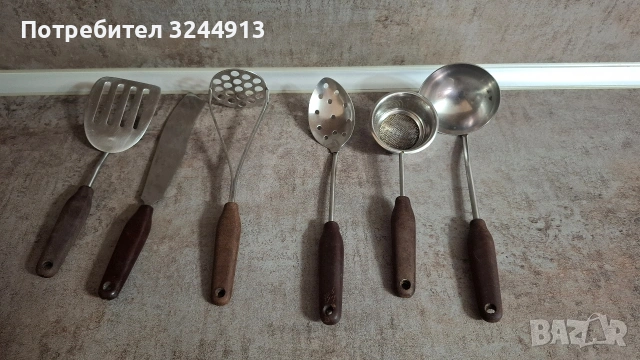 Кухненски прибори 