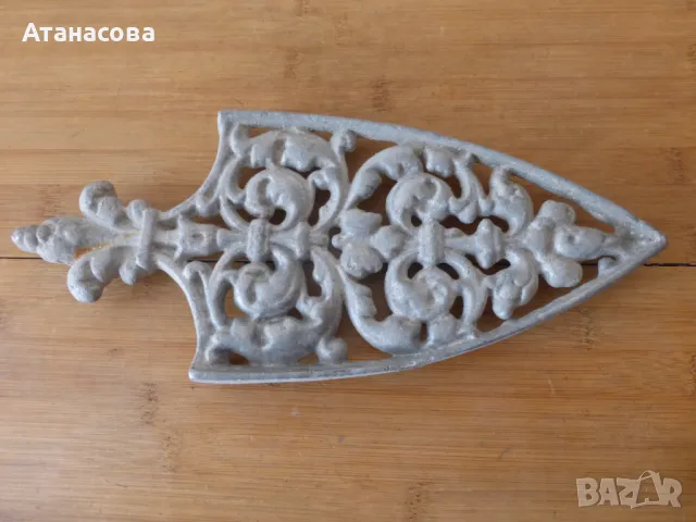 Поставка за ютия на жар, снимка 3 - Антикварни и старинни предмети - 50337719