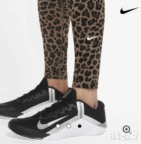 Оригинален дамски клин Nike DriFit, снимка 7 - Клинове - 52319690