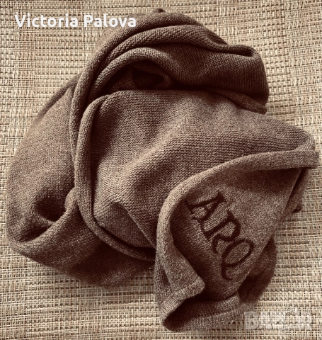 Стилен дълъг шал унисекс в модерен кафяв цвят, снимка 7 - Шалове - 52861703