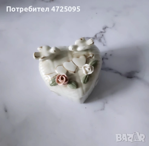 Кутия за бижута, снимка 3 - Други ценни предмети - 53304186