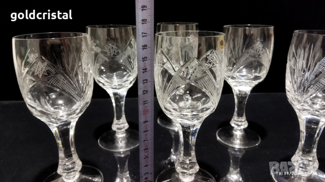 Кристални чаши, снимка 3 - Антикварни и старинни предмети - 32925317