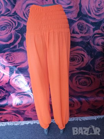 Ярко Неоново оранжев еластичен панталон потури Л, снимка 2 - Къси панталони и бермуди - 46404740