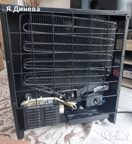 Мини бар хладилник Klarstein 38L , снимка 9 - Хладилници - 53591008