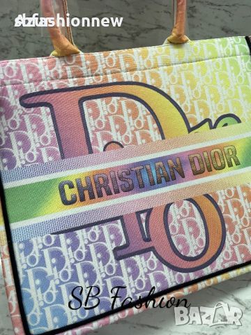 Christian Dior шарена чанта за плаж, снимка 6 - Чанти - 46419275