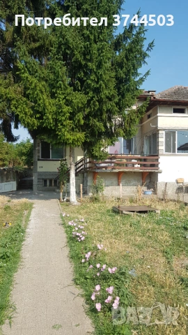 Продавам Фамилна къща с потенцял за крайпътен Бизнес , снимка 2 - Къщи - 53080009