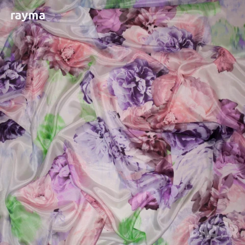 Плат Valentino сатениран копринен шифон принт цветя, снимка 7 - Рокли - 50985740