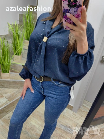 Блуза с бляскави частички в синьо, снимка 2 - Блузи с дълъг ръкав и пуловери - 53220543
