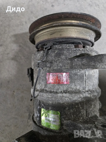 Компресор климатик хонда црв 2002 - 2004 kompresor klimatik honda crv 2002 2004, снимка 2 - Части - 53444474