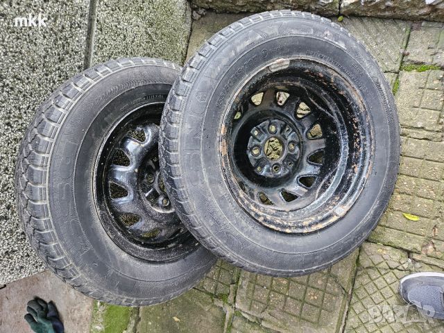 Зимни гуми Lassa Snoways2 с джанти 13 цола 155/80 R13  4х100, снимка 2 - Гуми и джанти - 45946513