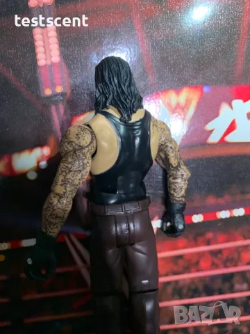 Екшън фигура WWE The Undertaker Гробаря series играчка Mattel The Phenom, снимка 8 - Фигурки - 49152671