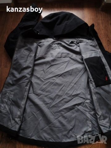 RevolutionRace Women's Silence Proshell 3L Jacket - дамско яке-мембрана КАТО НОВО М, снимка 11 - Якета - 53890351