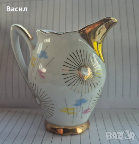 СТАРА ПОРЦЕЛАНОВА КАНИЧКА ЗА МЛЯКО