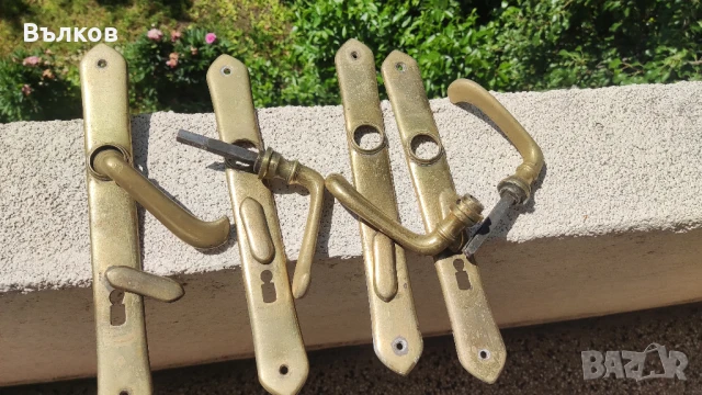 Стари бронзови дръжки за врата