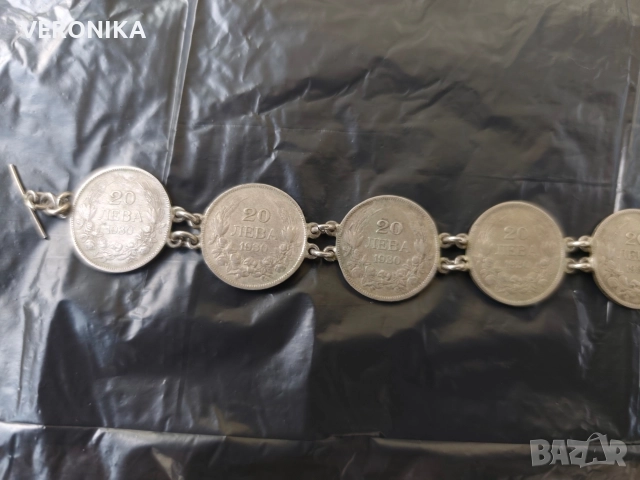 Стара гривна от сребърни Царски монети, снимка 2 - Гривни - 52790761